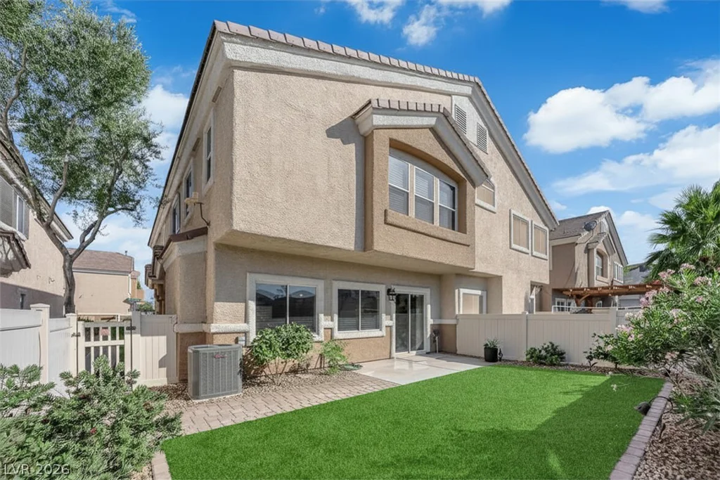 6520 Bucking Horse, Henderson, NV 89011