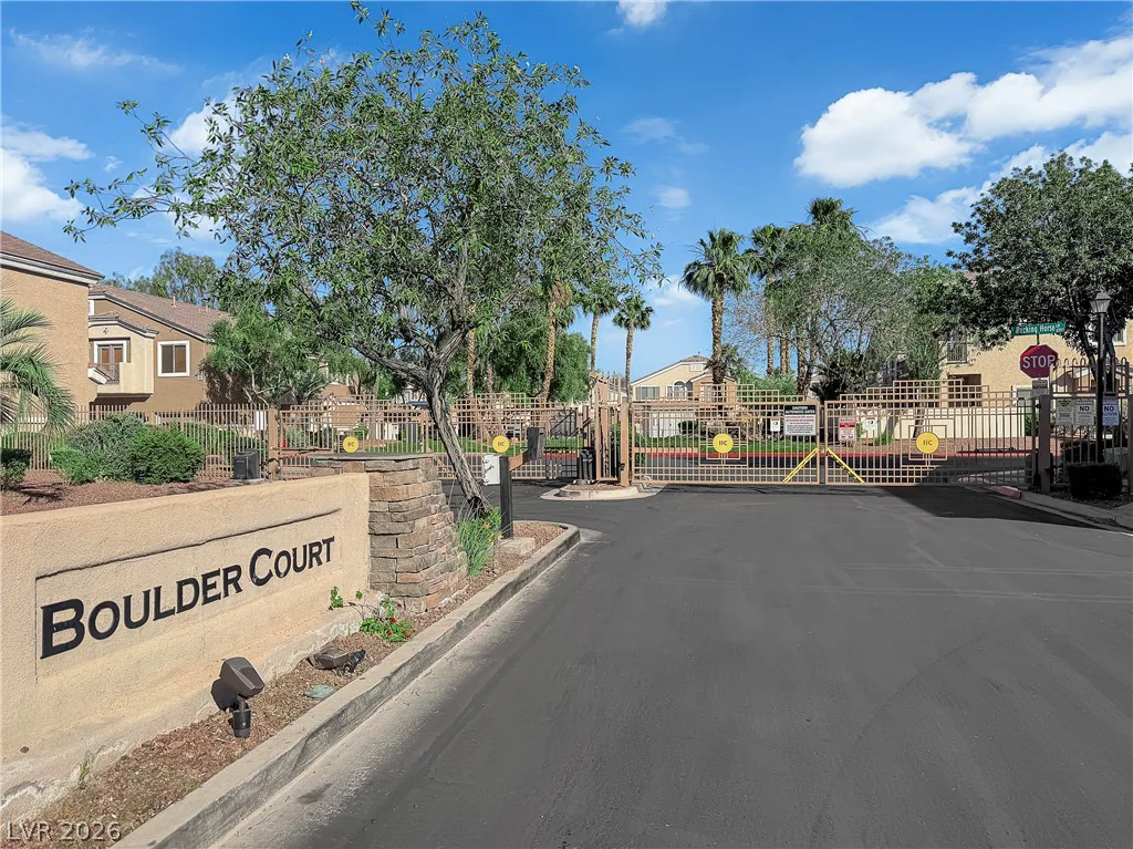 6520 Bucking Horse, Henderson, NV 89011