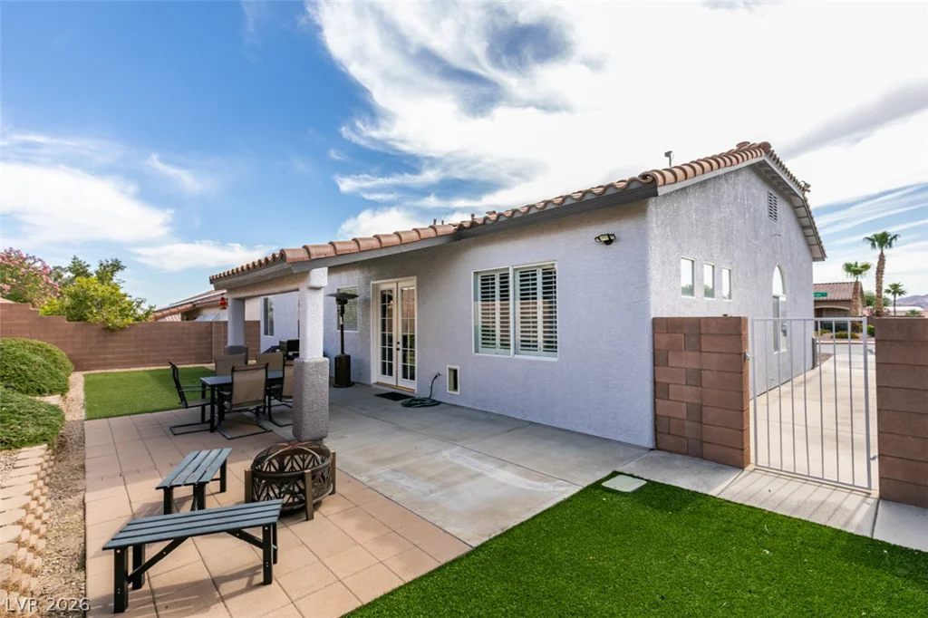 1019 Silver Retreat, Henderson, NV 89002