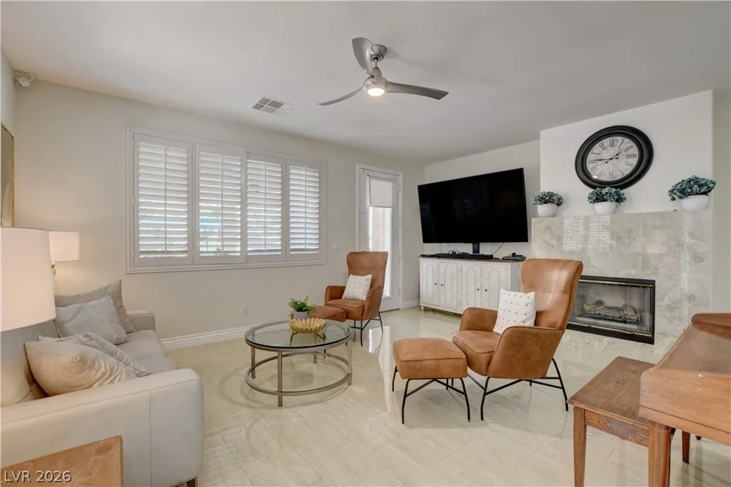 10240 Clark Wooldridge, Las Vegas, NV 89129