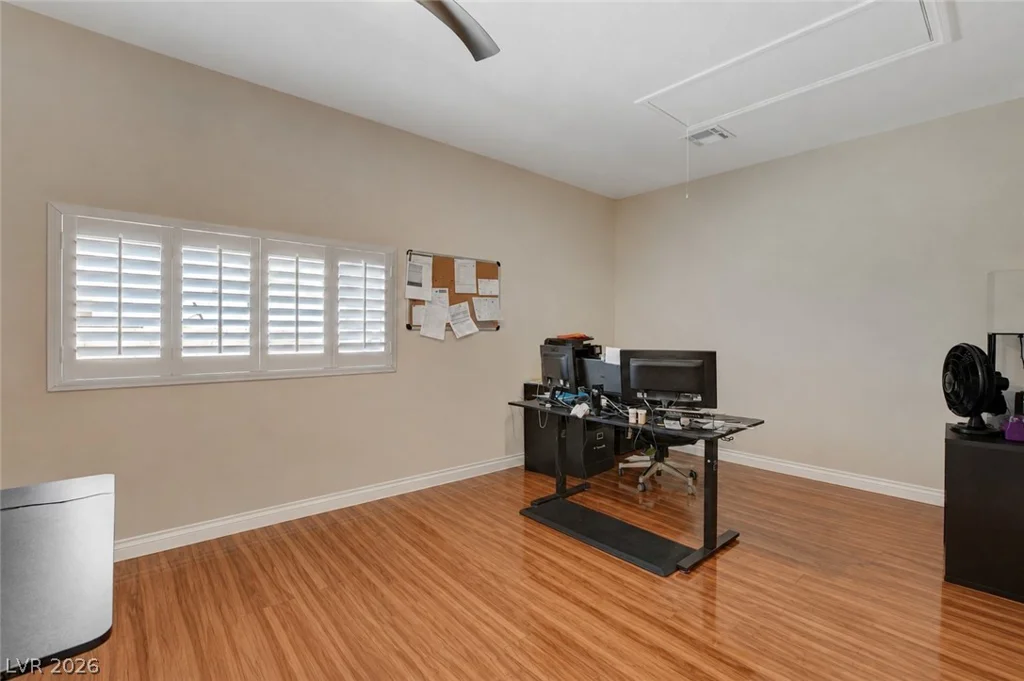 10240 Clark Wooldridge, Las Vegas, NV 89129