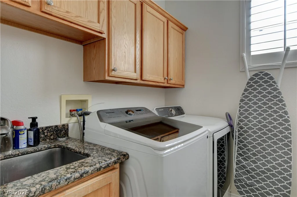 10240 Clark Wooldridge, Las Vegas, NV 89129