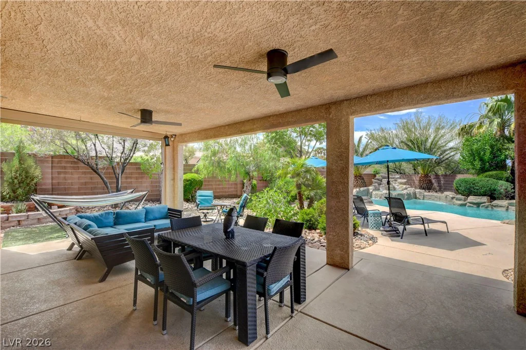 10240 Clark Wooldridge, Las Vegas, NV 89129