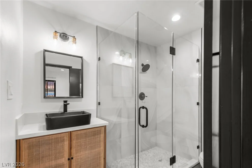 2840 Duneville, Las Vegas, NV 89146