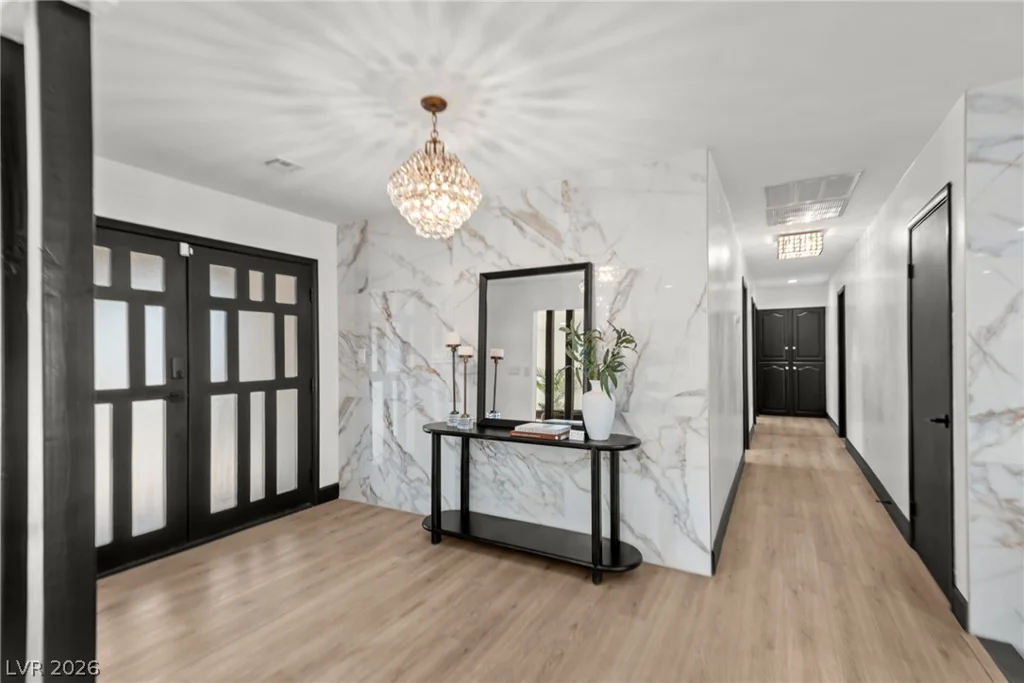 2840 Duneville, Las Vegas, NV 89146