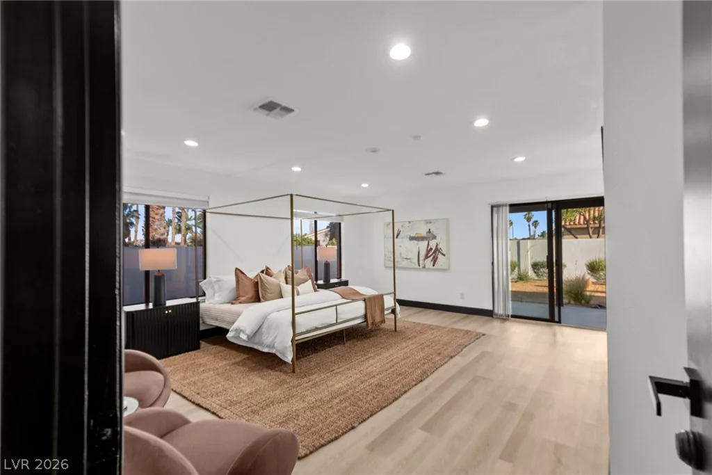 2840 Duneville, Las Vegas, NV 89146