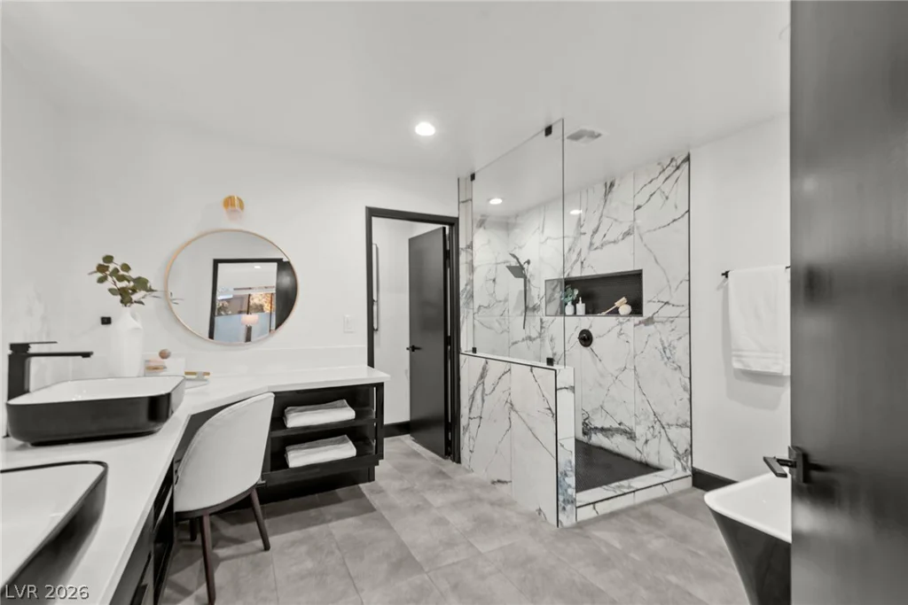 2840 Duneville, Las Vegas, NV 89146