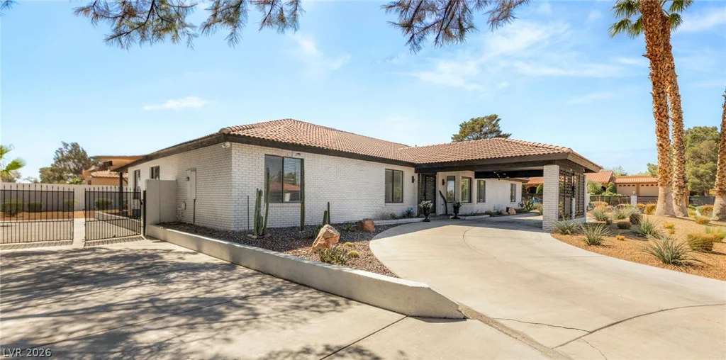 2840 Duneville, Las Vegas, NV 89146