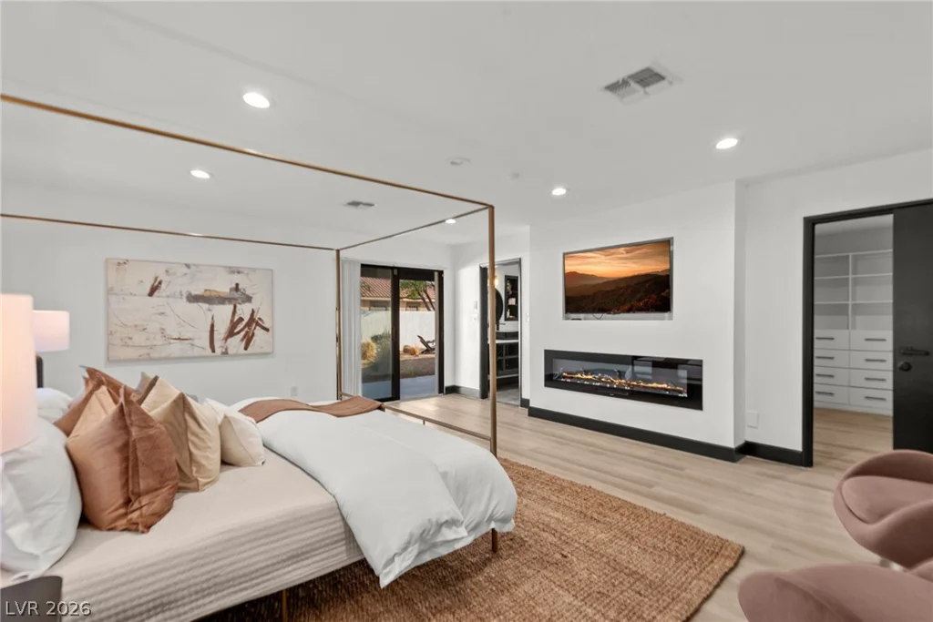 2840 Duneville, Las Vegas, NV 89146