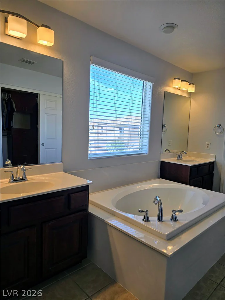 7312 Bare Rock, Las Vegas, NV 89113