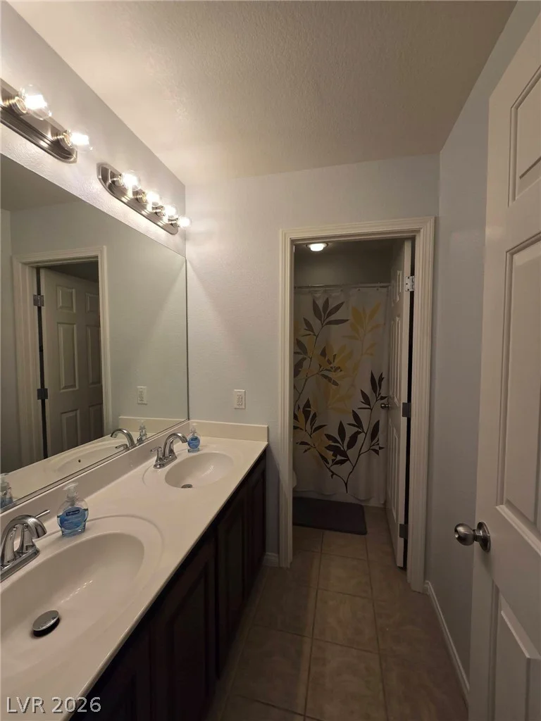 7312 Bare Rock, Las Vegas, NV 89113