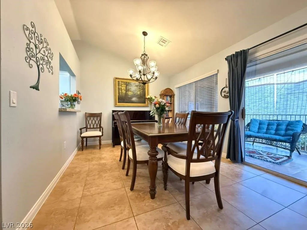 8665 Prairie Hill, Las Vegas, NV 89134
