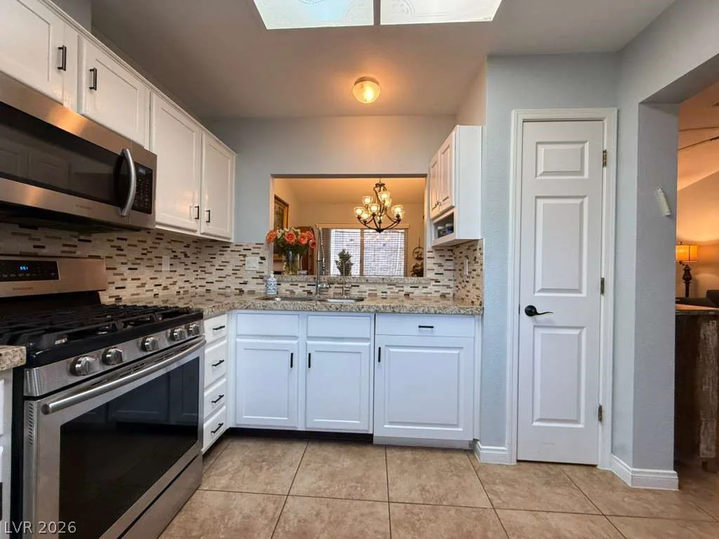 8665 Prairie Hill, Las Vegas, NV 89134
