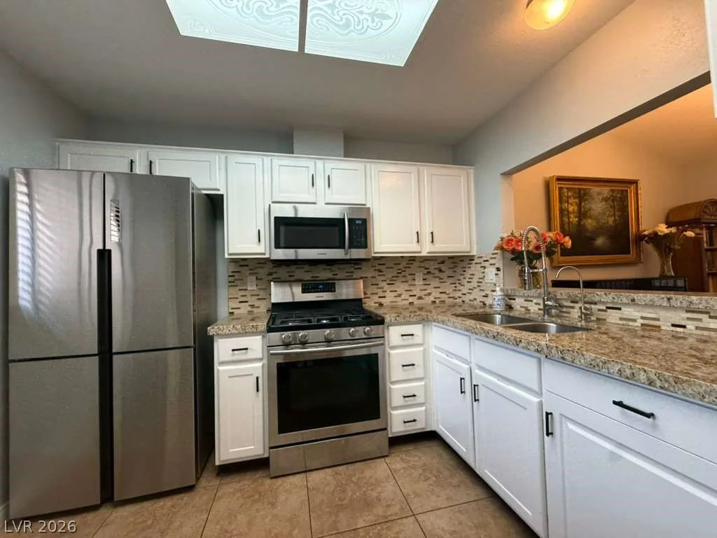 8665 Prairie Hill, Las Vegas, NV 89134