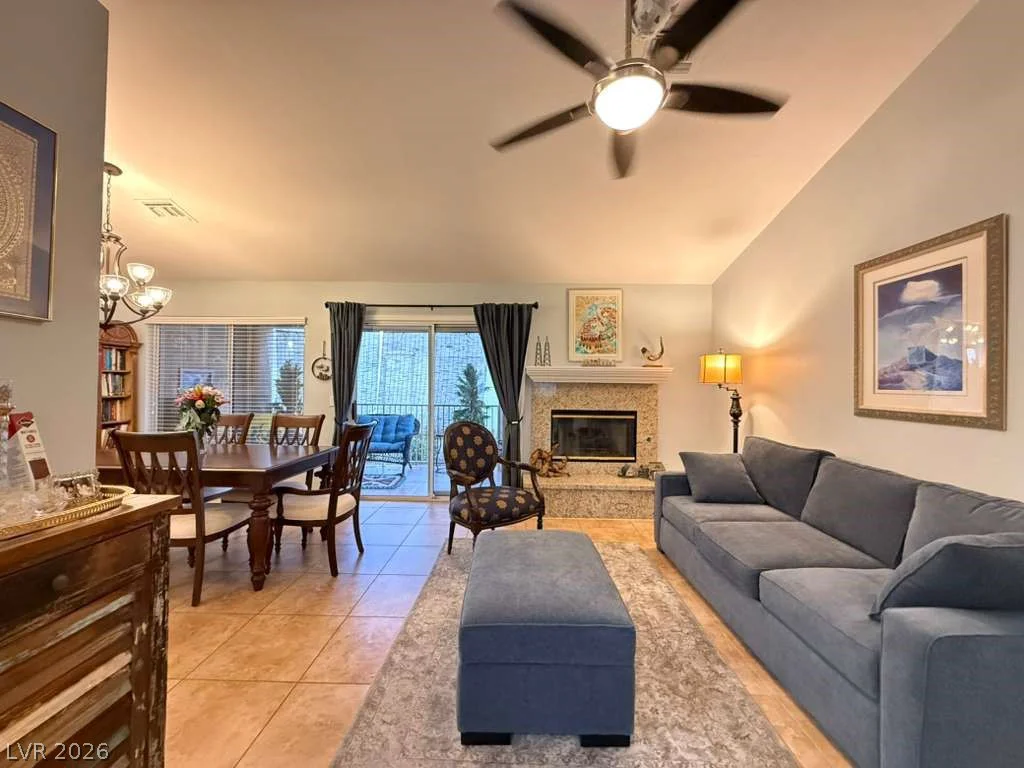 8665 Prairie Hill, Las Vegas, NV 89134