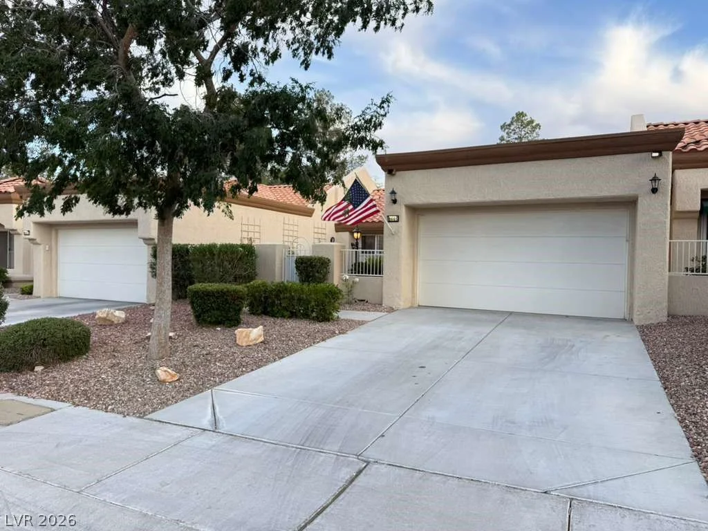 8665 Prairie Hill, Las Vegas, NV 89134