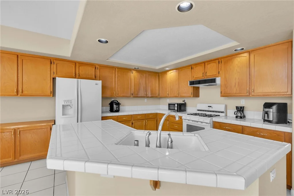 7425 Enchanted Hills, Las Vegas, NV 89129