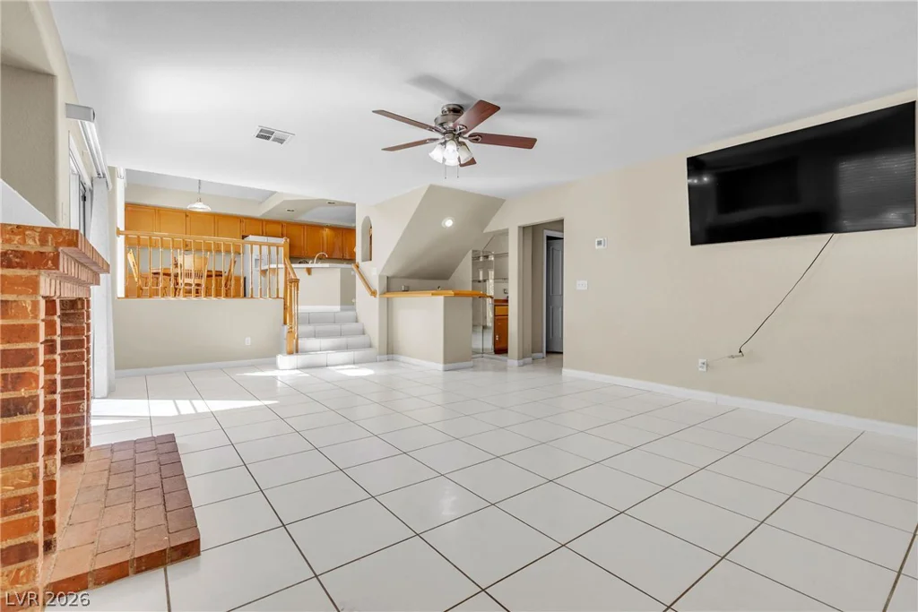 7425 Enchanted Hills, Las Vegas, NV 89129