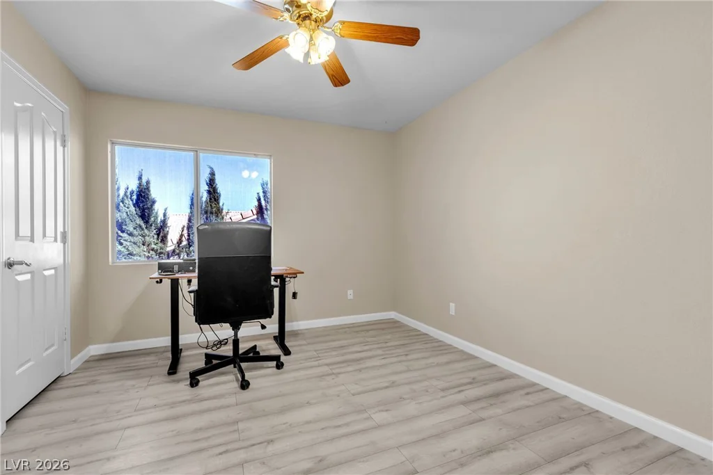 7425 Enchanted Hills, Las Vegas, NV 89129