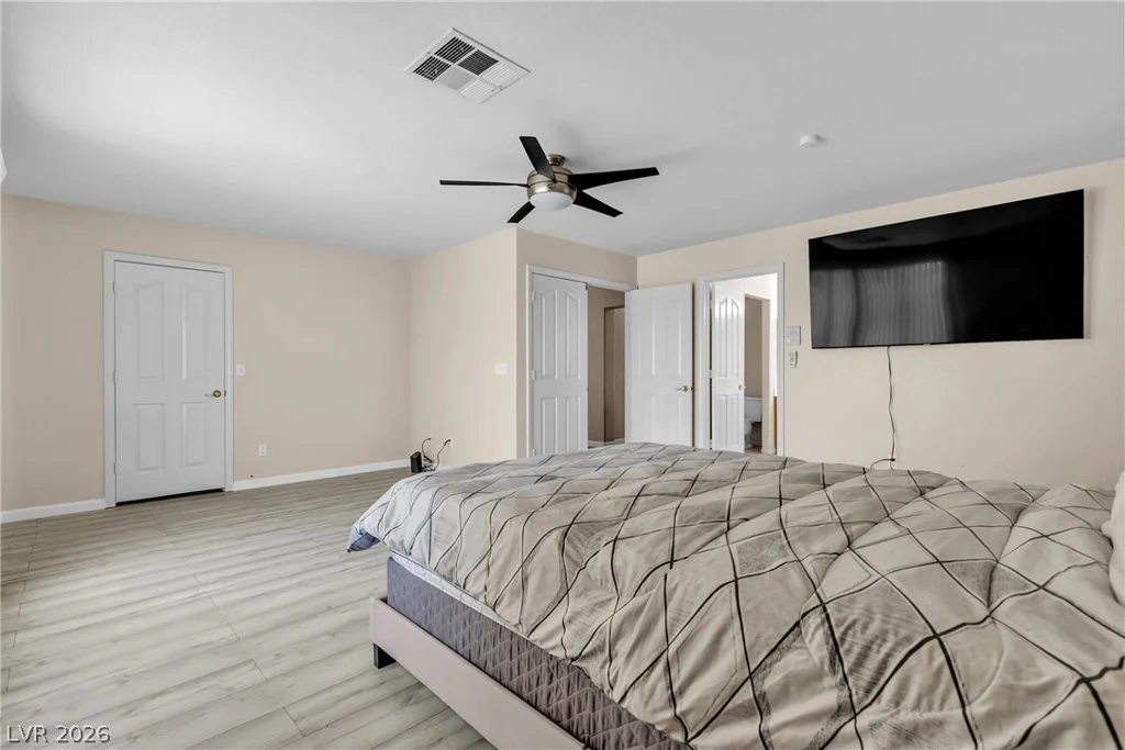 7425 Enchanted Hills, Las Vegas, NV 89129