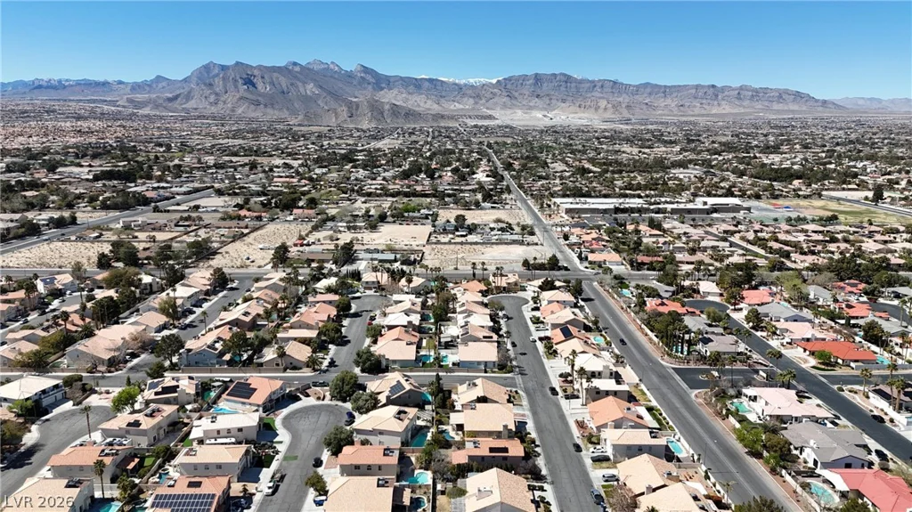 7425 Enchanted Hills, Las Vegas, NV 89129