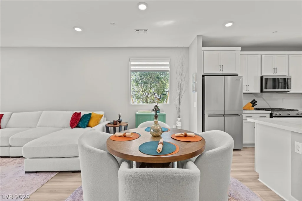 72 Crimson Cactus, Henderson, NV 89011