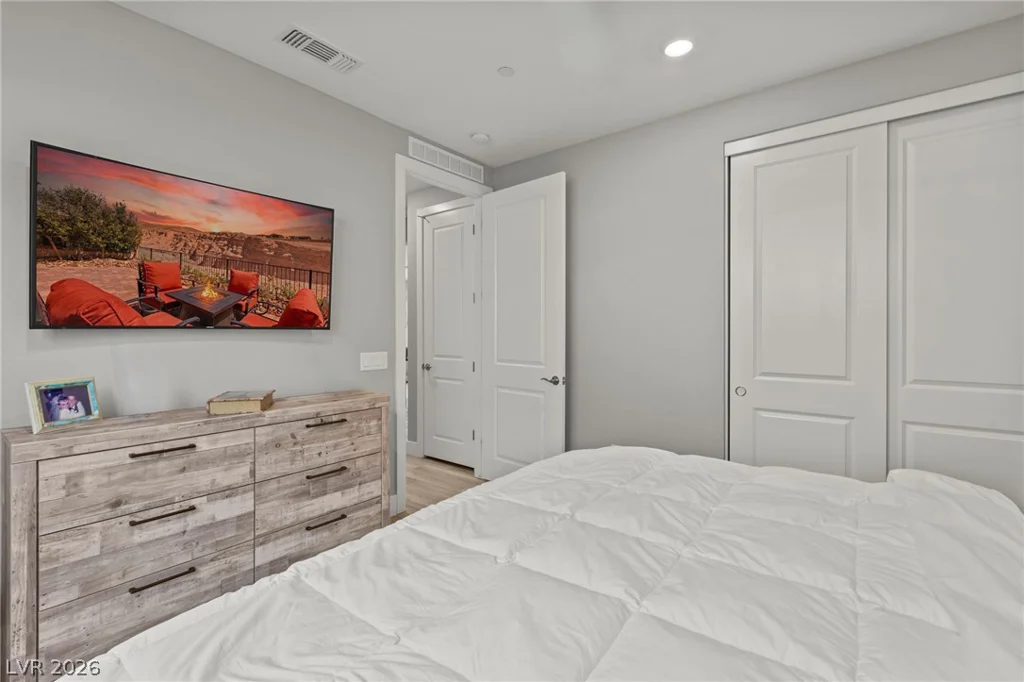 72 Crimson Cactus, Henderson, NV 89011