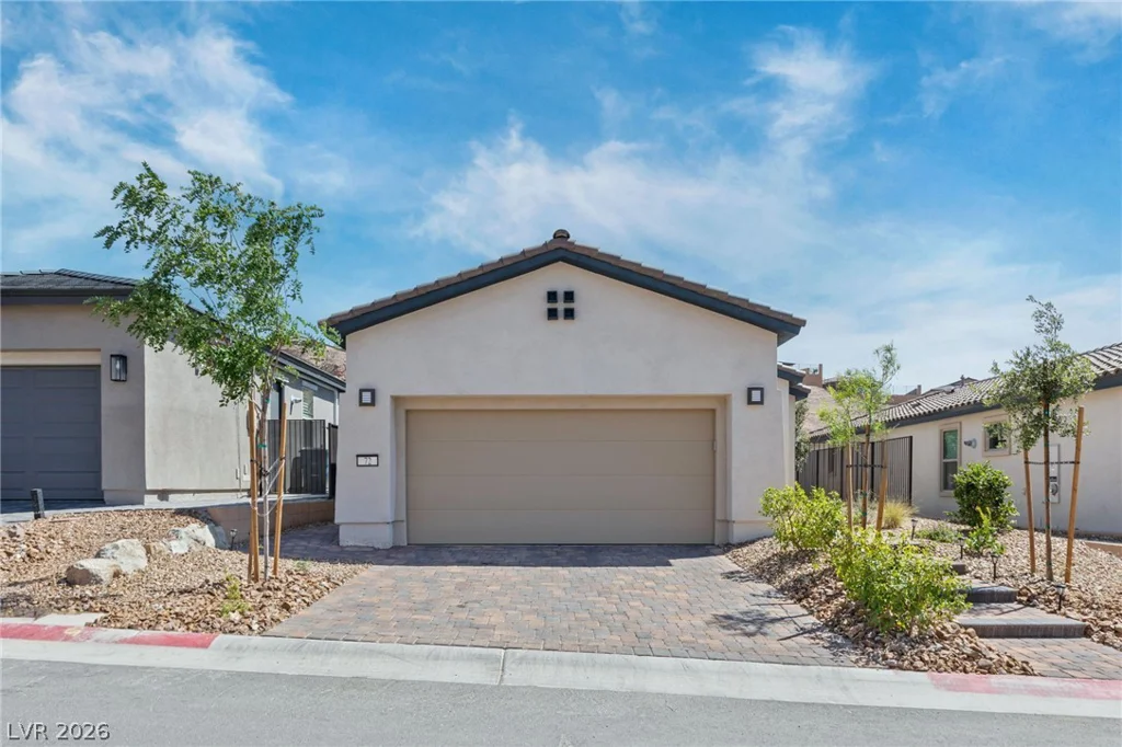 72 Crimson Cactus, Henderson, NV 89011