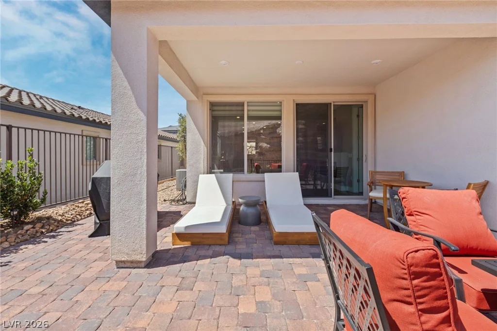 72 Crimson Cactus, Henderson, NV 89011