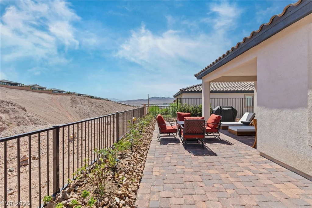 72 Crimson Cactus, Henderson, NV 89011