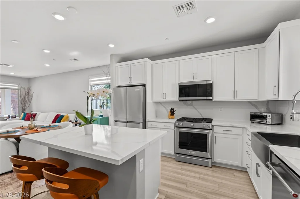 72 Crimson Cactus, Henderson, NV 89011