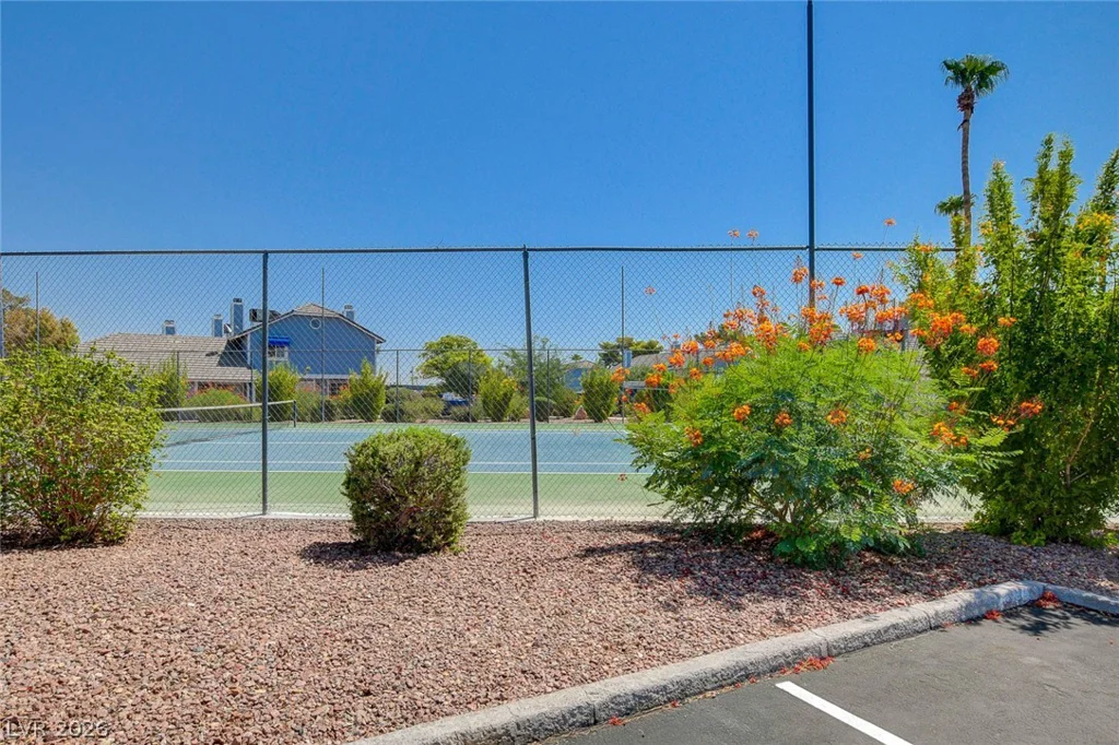 5320 Silvermist, Las Vegas, NV 89122