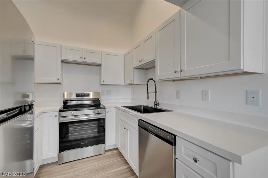5320 Silvermist, Las Vegas, NV 89122