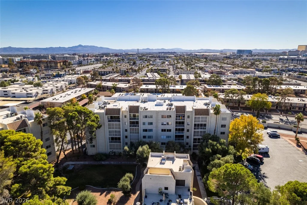730 Royal Crest, Las Vegas, NV 89169
