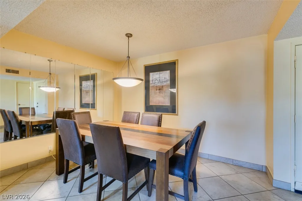 730 Royal Crest, Las Vegas, NV 89169