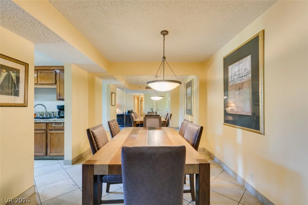 730 Royal Crest, Las Vegas, NV 89169