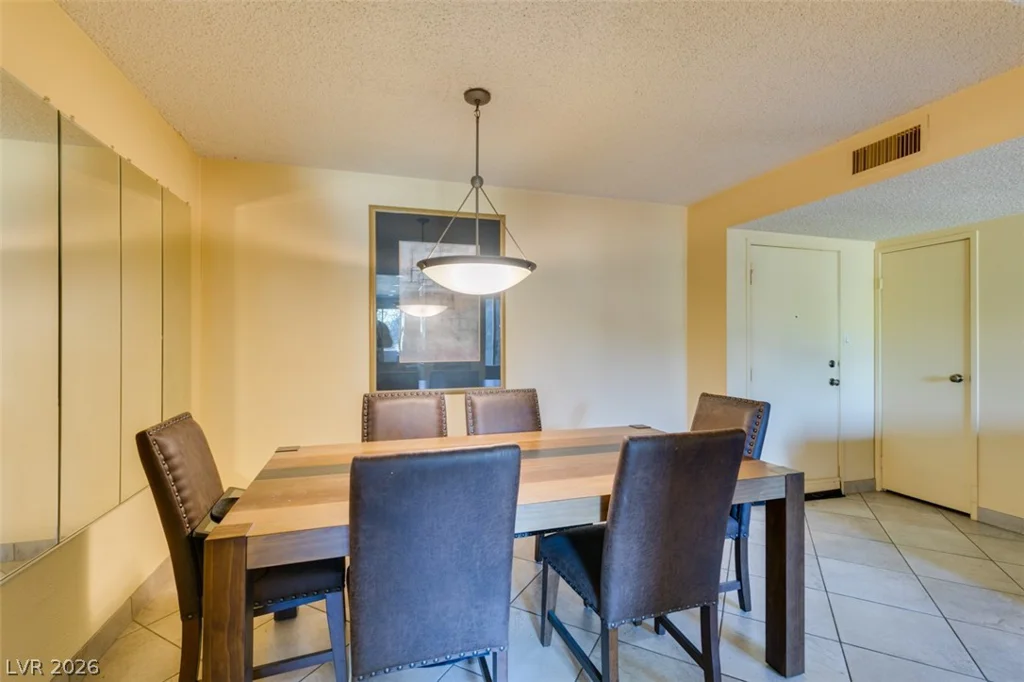 730 Royal Crest, Las Vegas, NV 89169