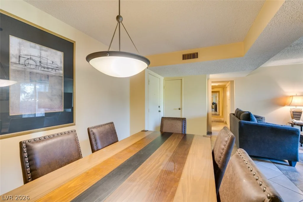 730 Royal Crest, Las Vegas, NV 89169