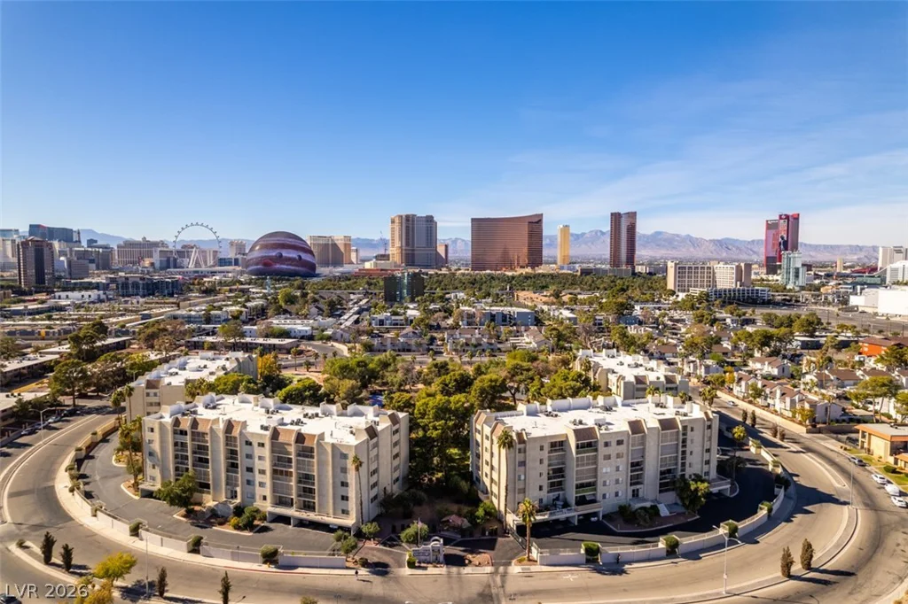 730 Royal Crest, Las Vegas, NV 89169