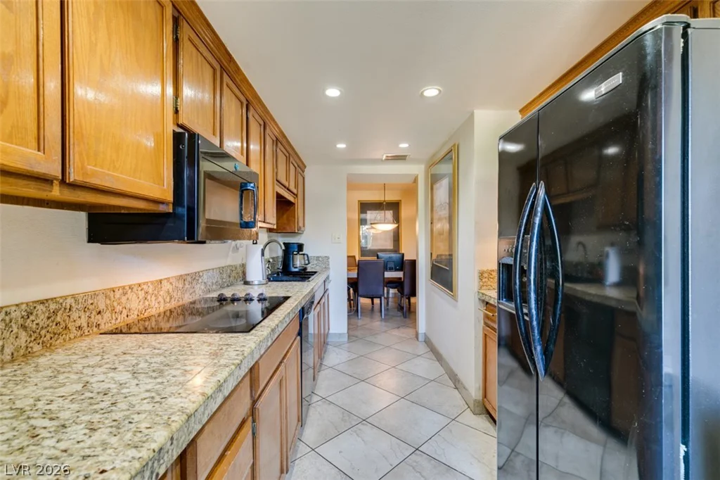 730 Royal Crest, Las Vegas, NV 89169