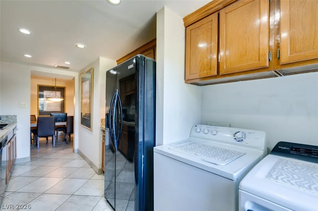 730 Royal Crest, Las Vegas, NV 89169