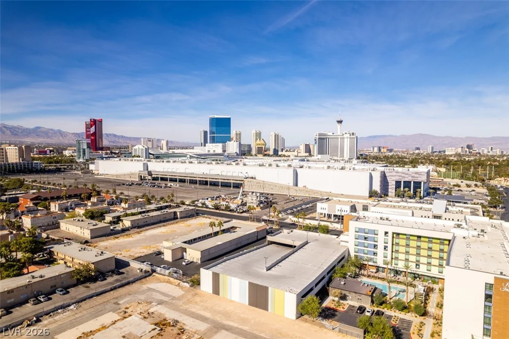 730 Royal Crest, Las Vegas, NV 89169