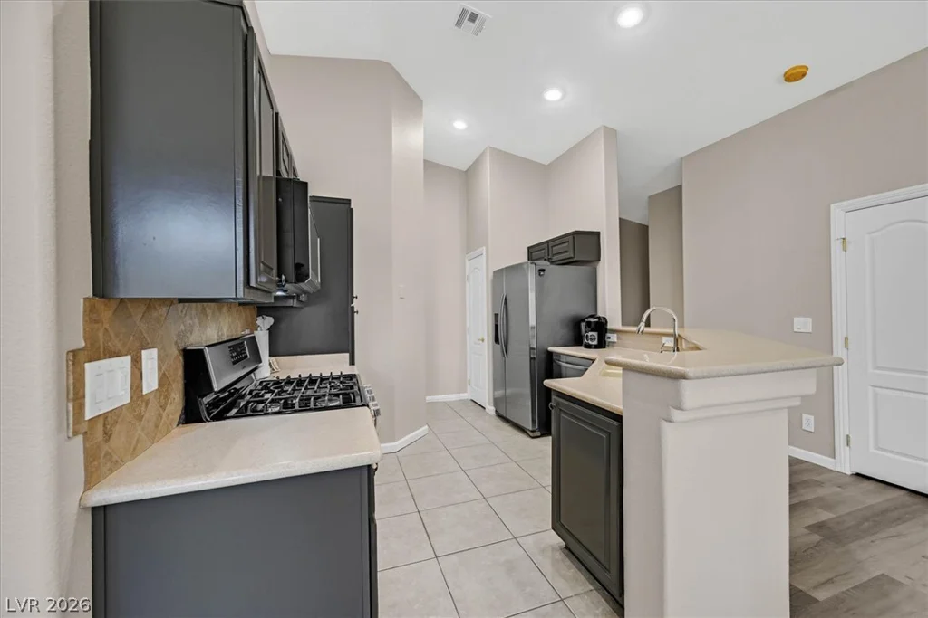1090 Sheer Paradise, Henderson, NV 89002