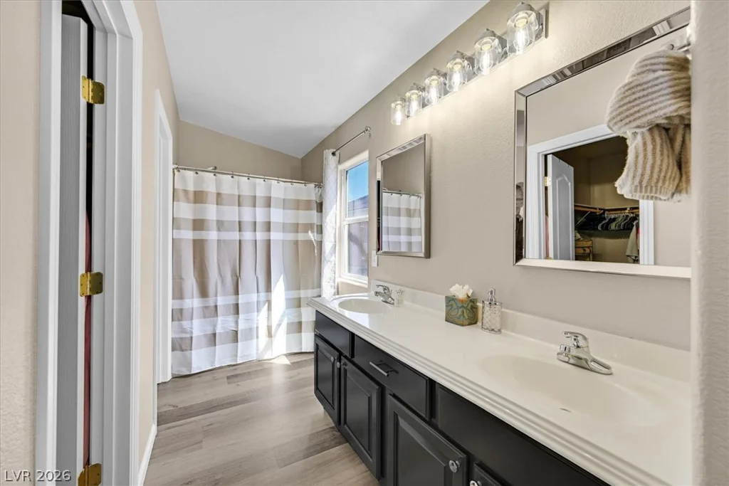 1090 Sheer Paradise, Henderson, NV 89002