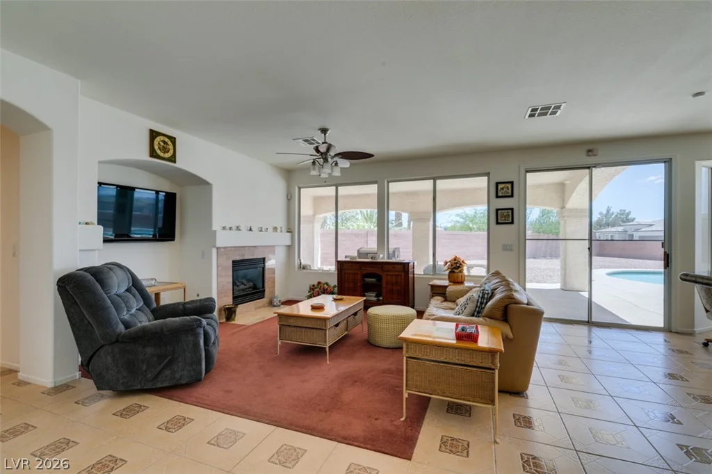 10290 Marion Morrison, Las Vegas, NV 89183