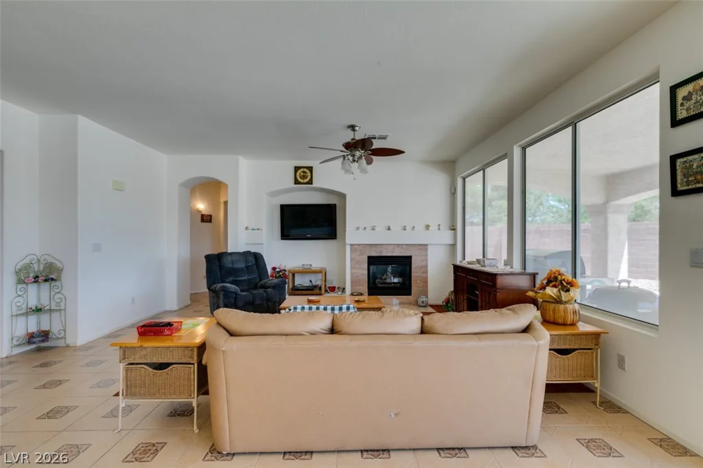 10290 Marion Morrison, Las Vegas, NV 89183