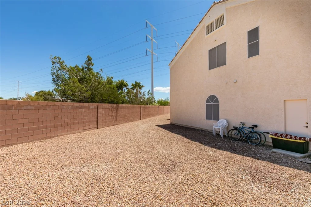 10290 Marion Morrison, Las Vegas, NV 89183