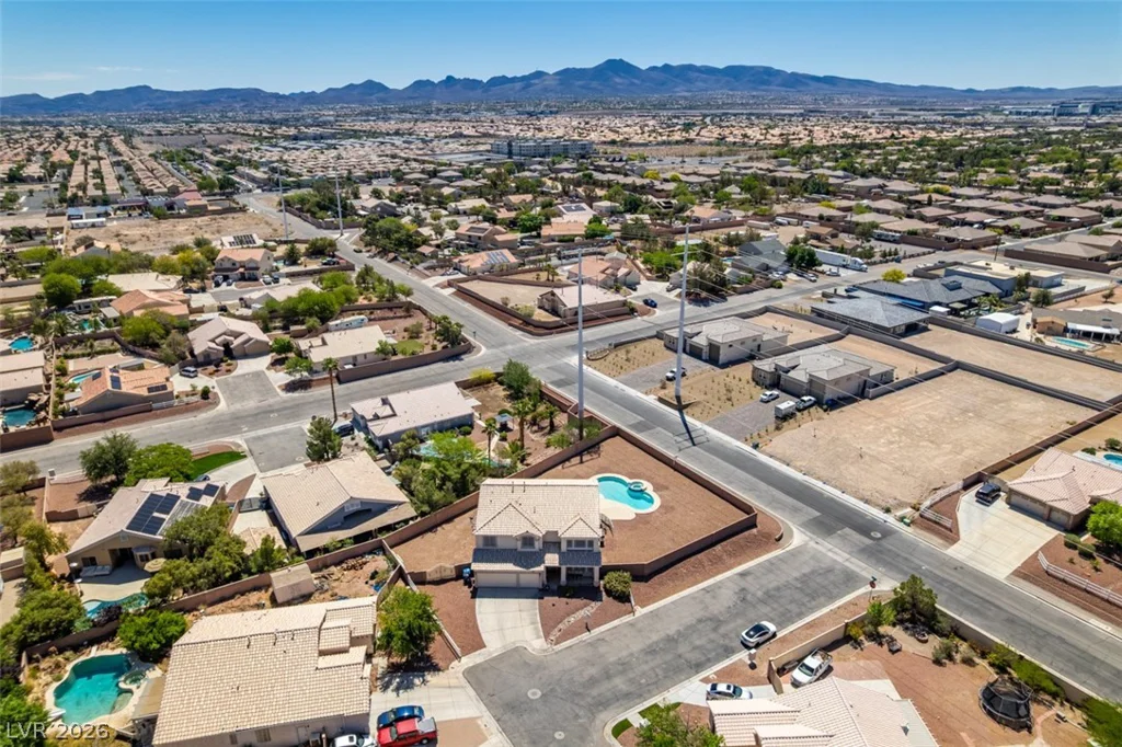 10290 Marion Morrison, Las Vegas, NV 89183