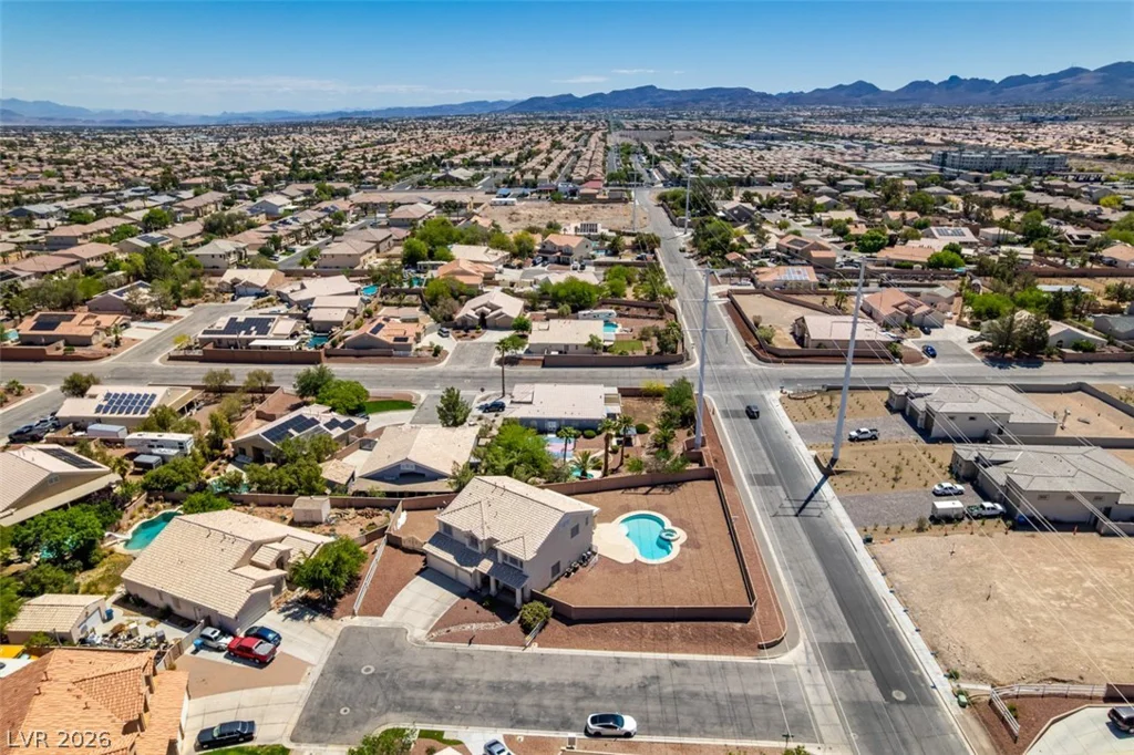 10290 Marion Morrison, Las Vegas, NV 89183