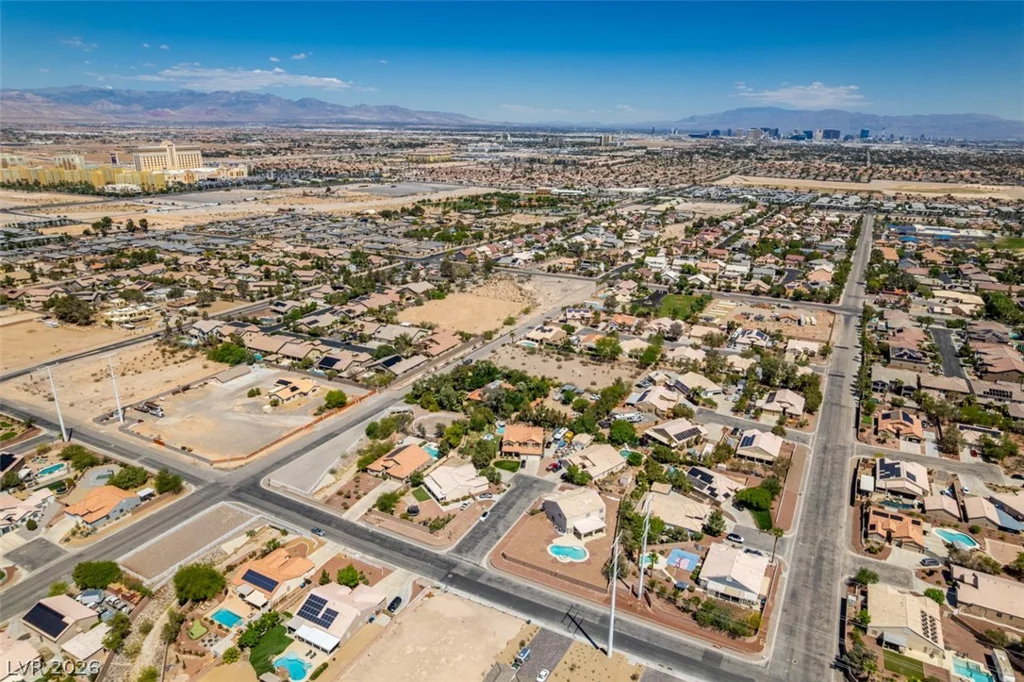 10290 Marion Morrison, Las Vegas, NV 89183